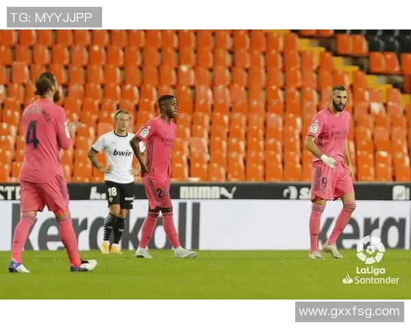 维拉利尔主场大胜赫塔费,占据积分榜榜首位置